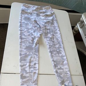 Camo leggings